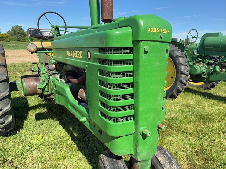john-deere-model-b-image-19