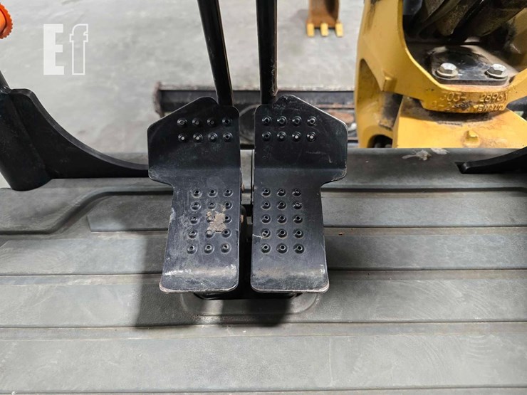 2019-caterpillar-305e2-cr-image-20