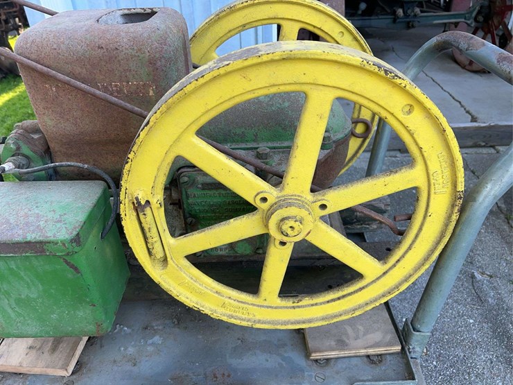 john-deere-e-1-1/2hp-image-15