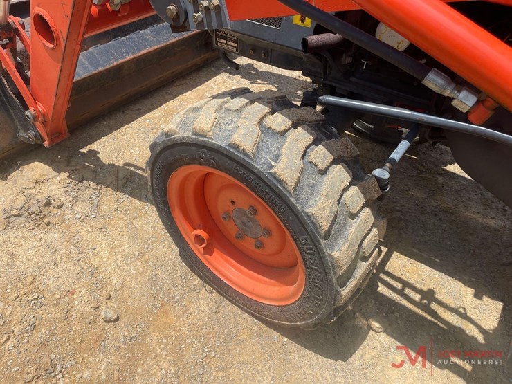 1997-kubota-b21-loader-backhoe-image-11