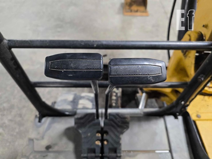 2021-caterpillar-306cr-image-18