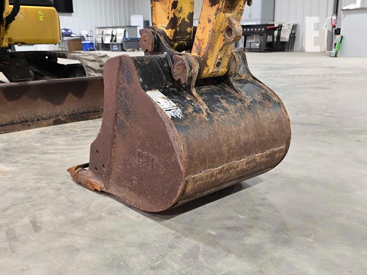 2017-caterpillar-304e2-cr-image-12