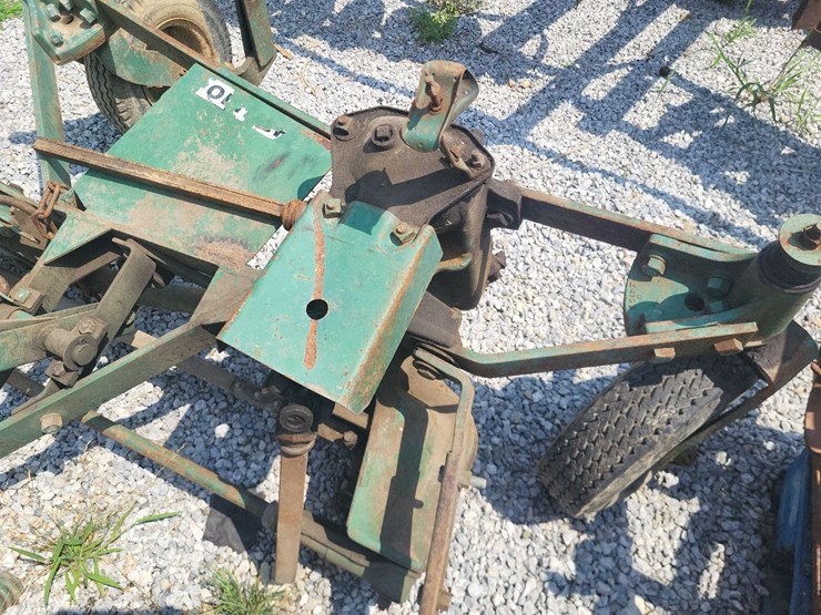 oliver-82--2-point-sickle-mower-image-10