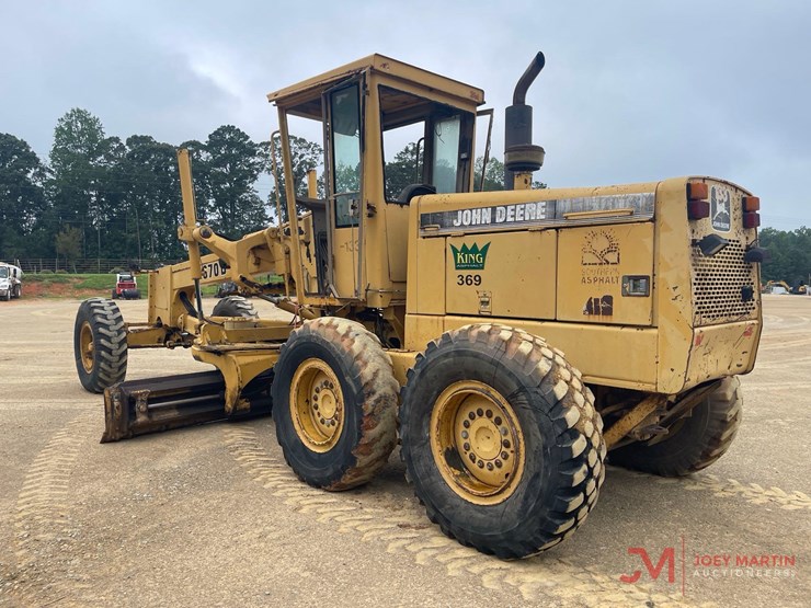 1994-deere-670b-image-4