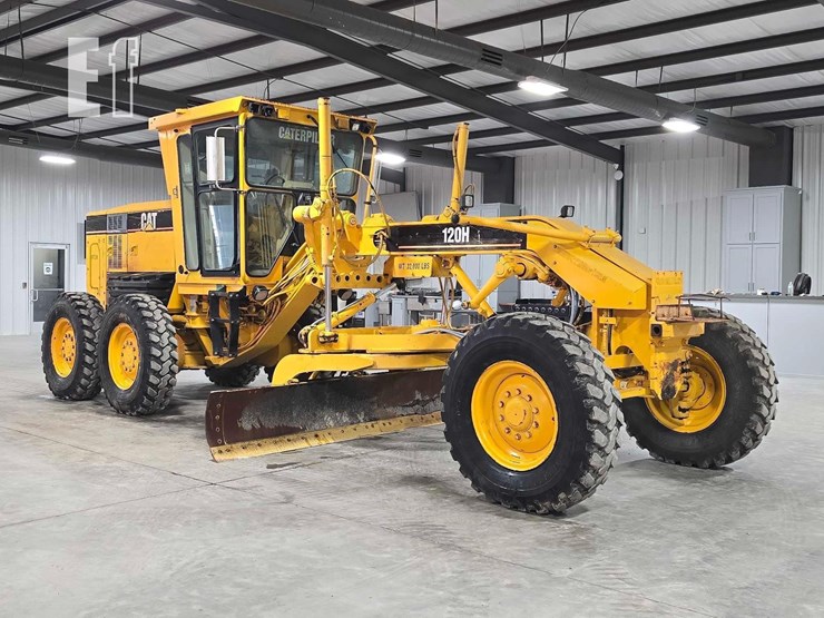 2004-caterpillar-120h-image-2