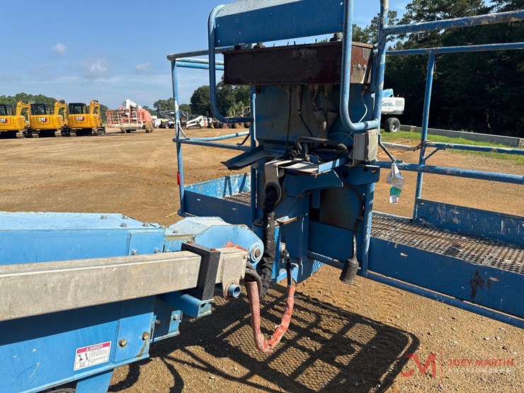 2016-genie-s-60x-boom-lift-image-8