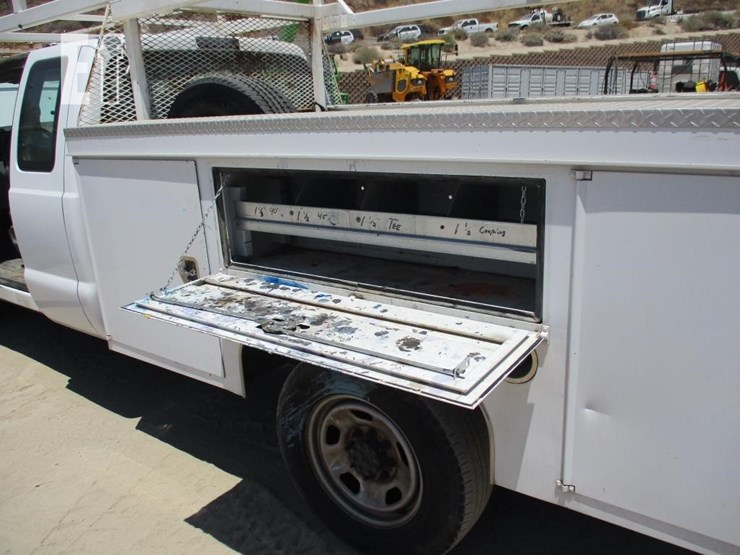 2016-ford-f350-image-14