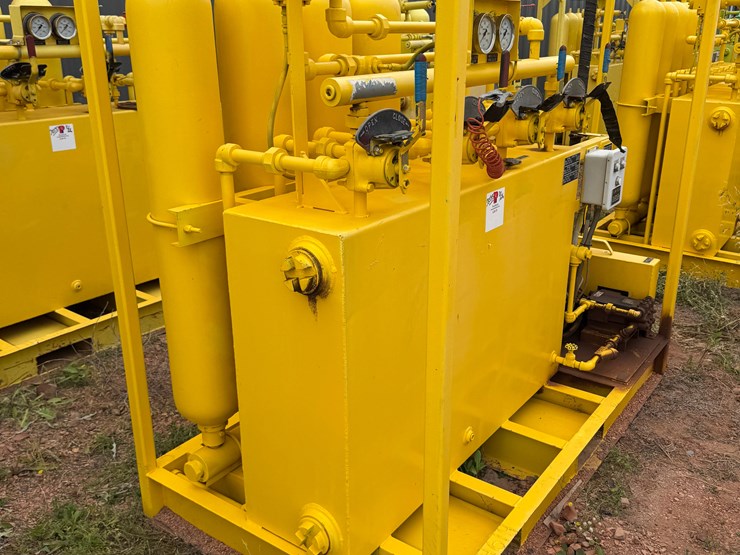meyer-3k-wp-diesel-powered-4-station-accumulator-closing-unit,-skidded-image-2