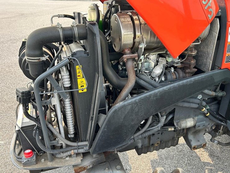 kubota-mx6000-image-11