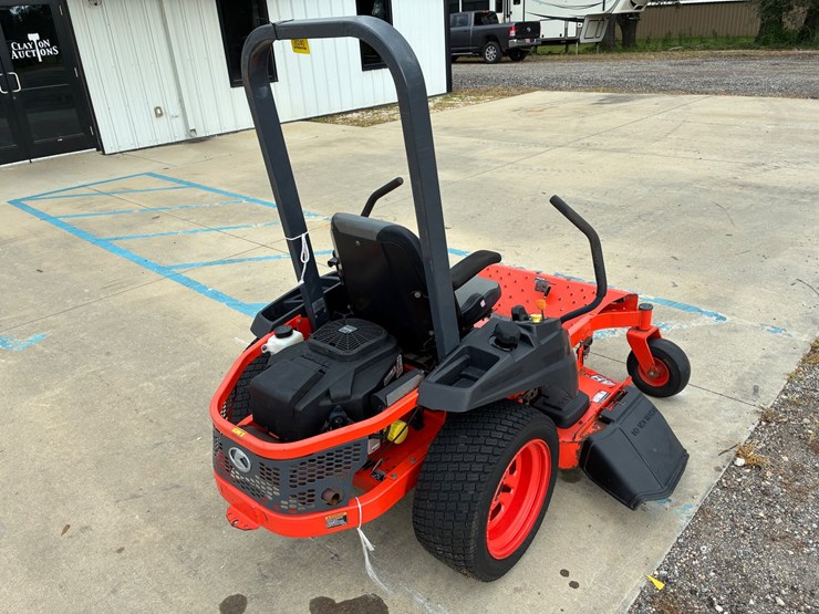 #20240-•-kubota-zg123s-zero-turn-image-3