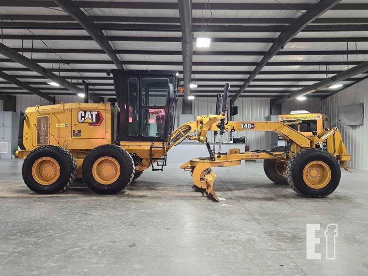 2022-caterpillar-140gc-image-6