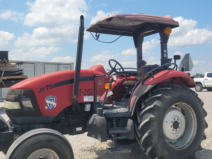 2006-case-jx75.-2wd.-1831-hours.-clutch-does-not-work.-excellent-running-condition.-image-1