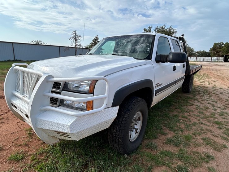 2005-chevrolet-2500-image-1