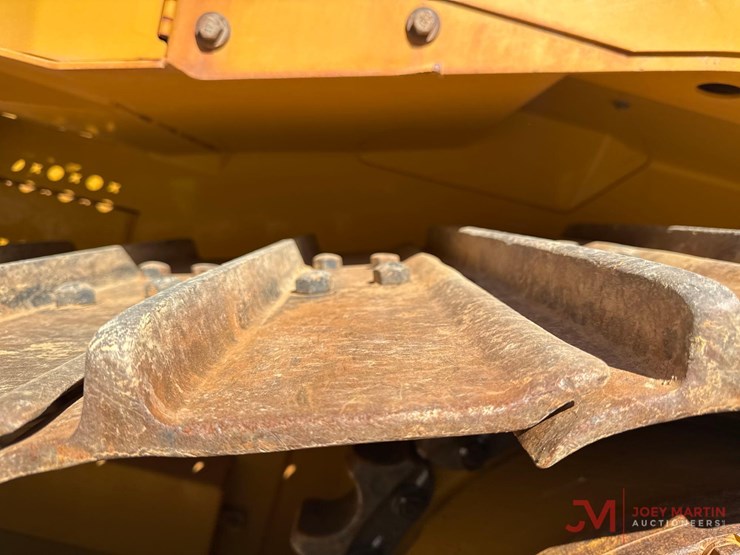 caterpillar-d6-xe-lgp-image-8