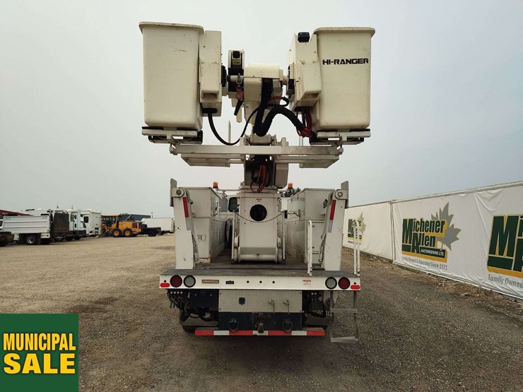 international-workstar-7400-image-7