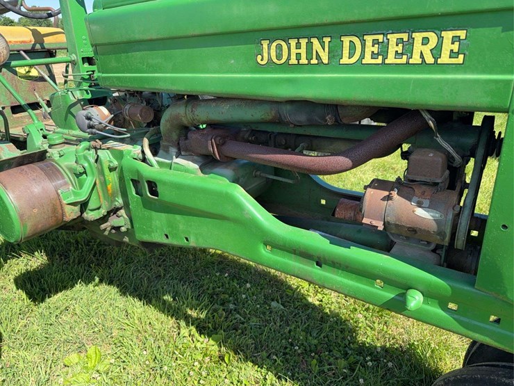 john-deere-model-b-image-20