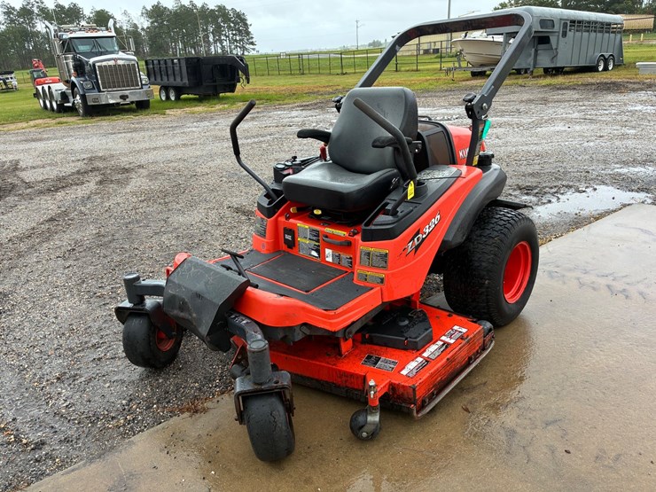 kubota-zd326-image-4