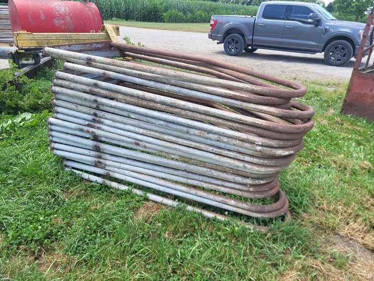(20)-freestalls-w/(4)-pipe---tag-#1246-image-6