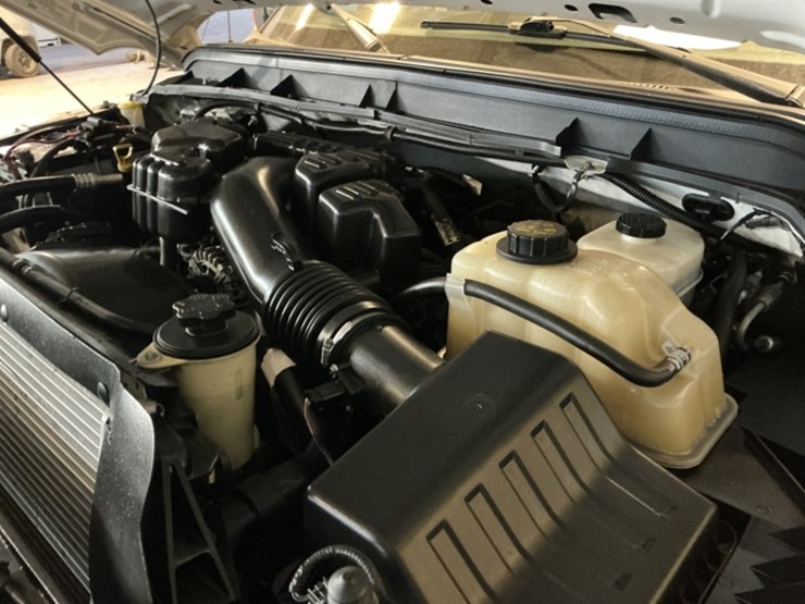 2015-ford-f350-image-15