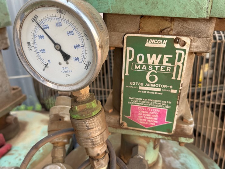 4.6’-x-4.6’-lincoln-power-master-6-series-j-10k-wp-grease-injection-pump-w/-quincy-mod-g213h30hcb-compressor-image-5