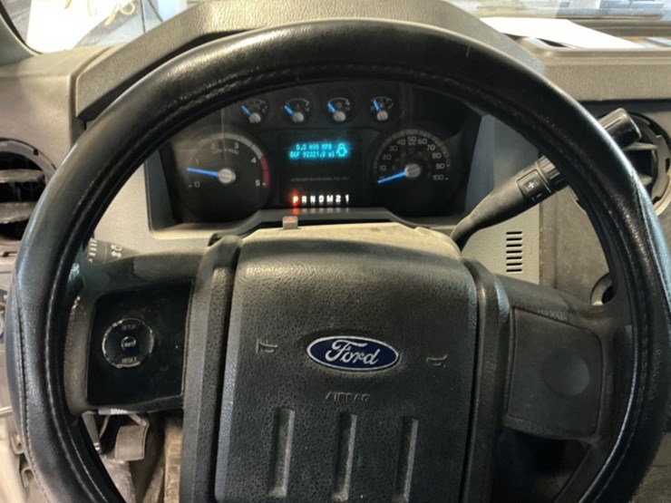 2012-ford-f350-image-19