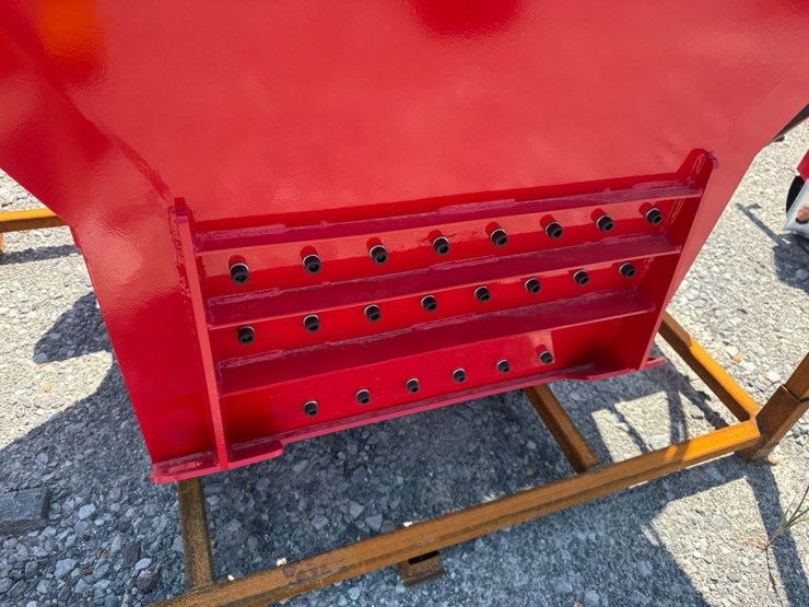 #2040-•-unused-future-skid-steer-block-crusher-ssj260319-inv#48936-image-5