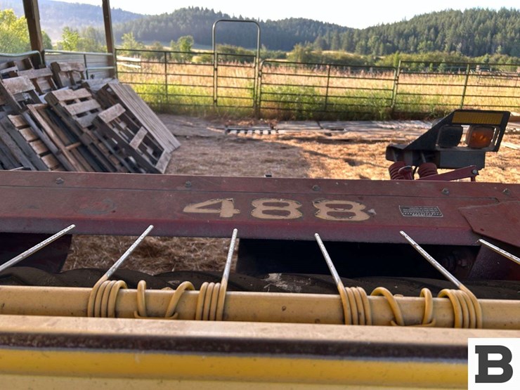 new-holland-488-image-2