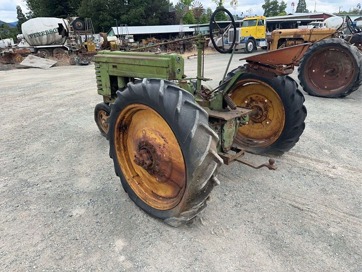 john-deere-h-image-3