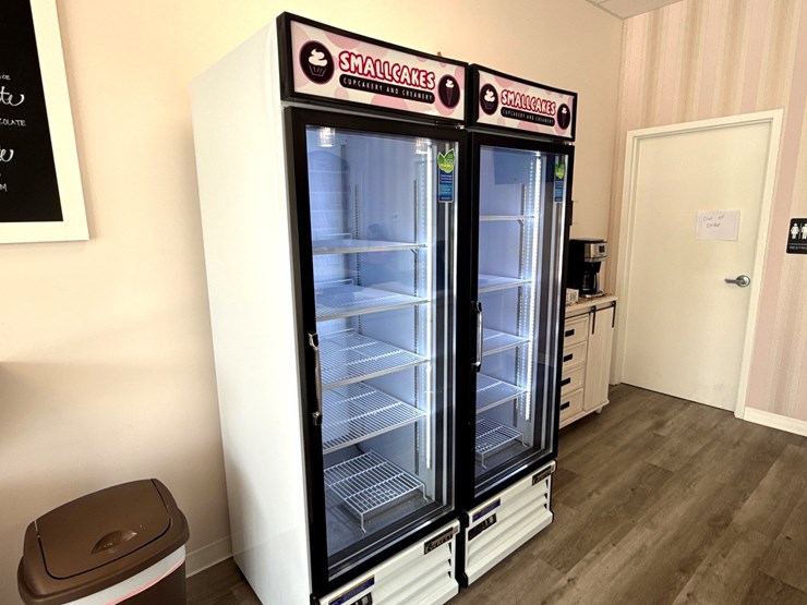 #7051-•-(1)-everest-refrigeration-emgr20-cooler-image-1