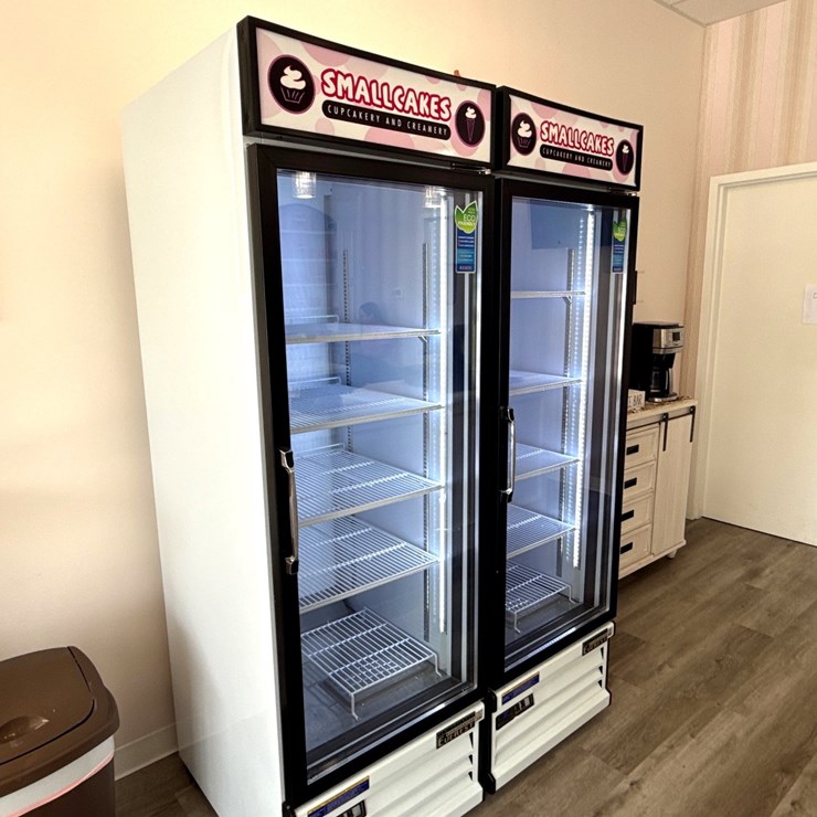 #7051 • (1) EVEREST REFRIGERATION EMGR20 COOLER