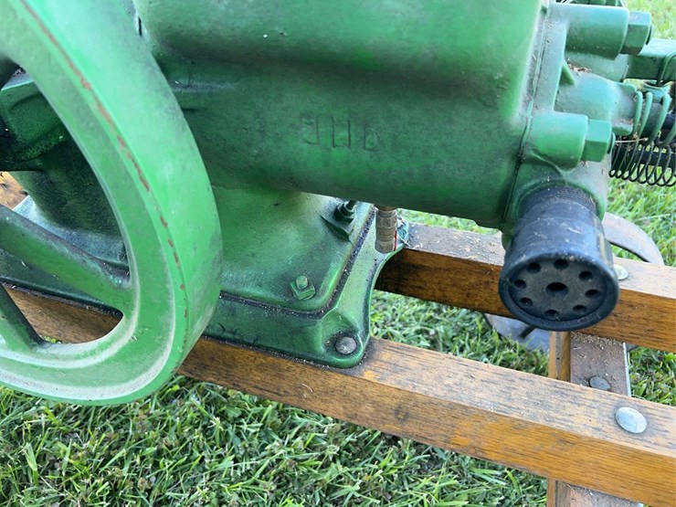 john-deere-e-1-1/2hp-image-20