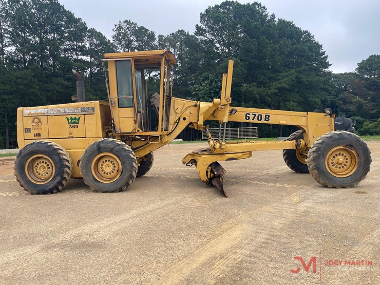 1994-deere-670b-image-2