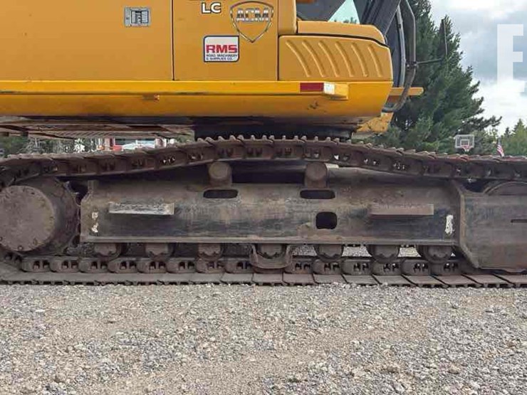 2013-deere-160g-lc-image-30