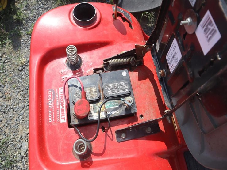 2014-troy-bilt-bronco-image-19