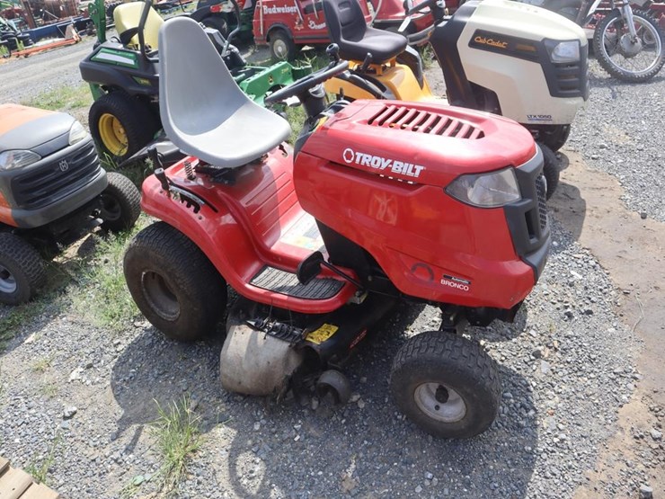 2014-troy-bilt-bronco-image-1