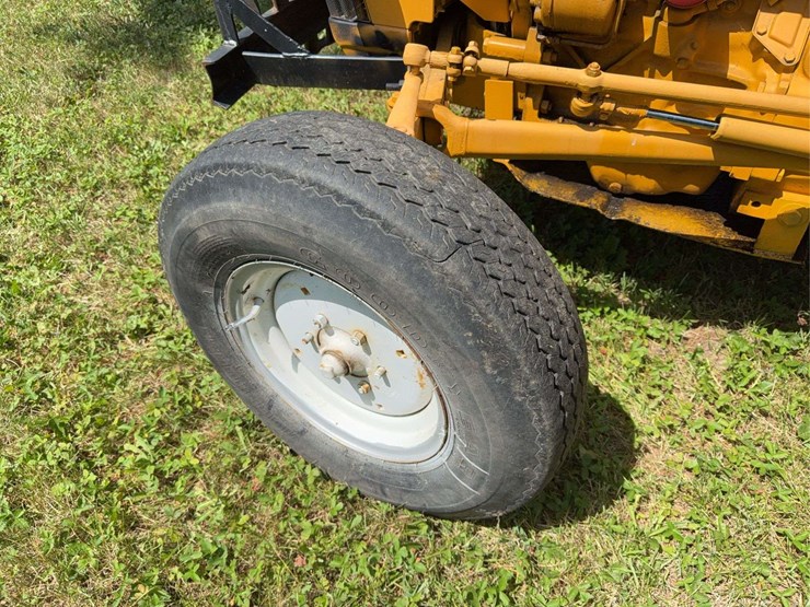 ford-2910-image-16
