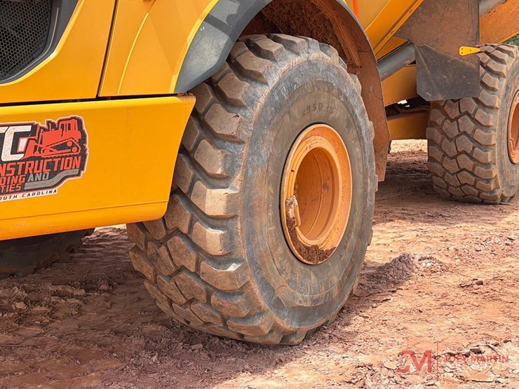 2023-volvo-a45g-image-17