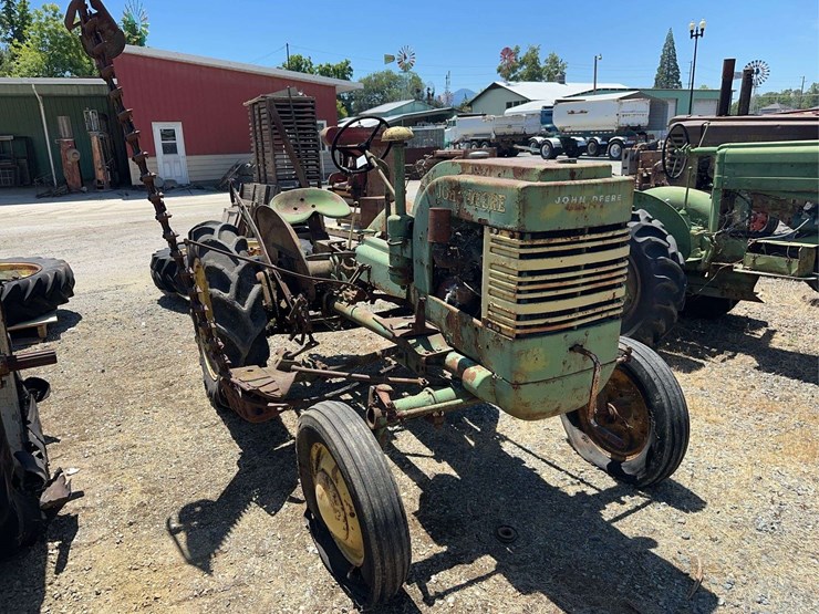john-deere-la-image-1