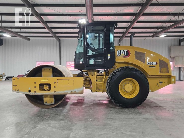2022-caterpillar-cs56b-image-5
