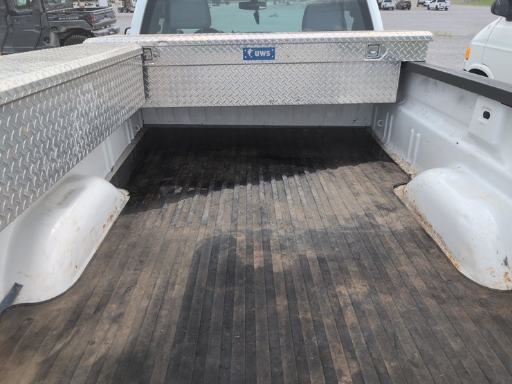 2018-chevrolet-silverado-1500-image-6