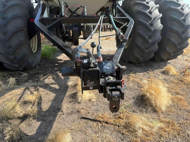 2006-bourgault-8710-air-seeder-image-50