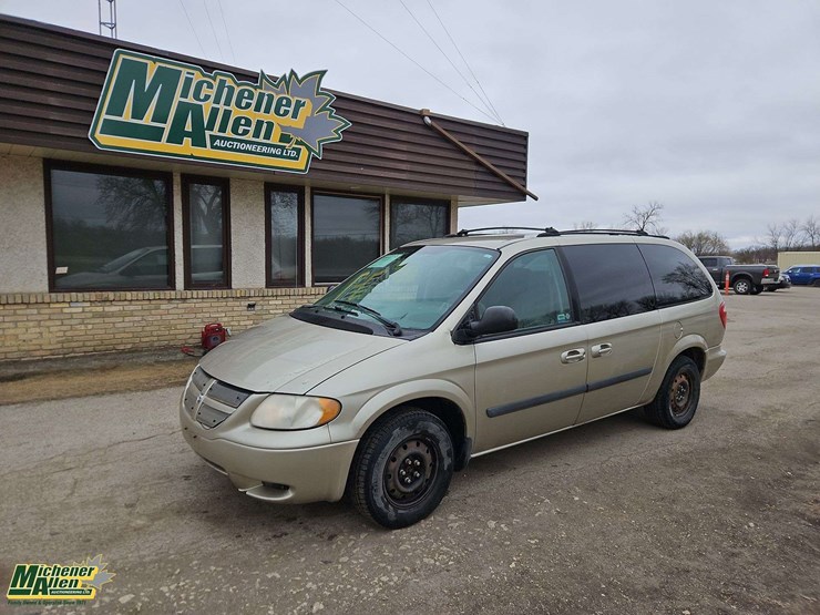 2005-dodge-grand-caravan-se-image-1