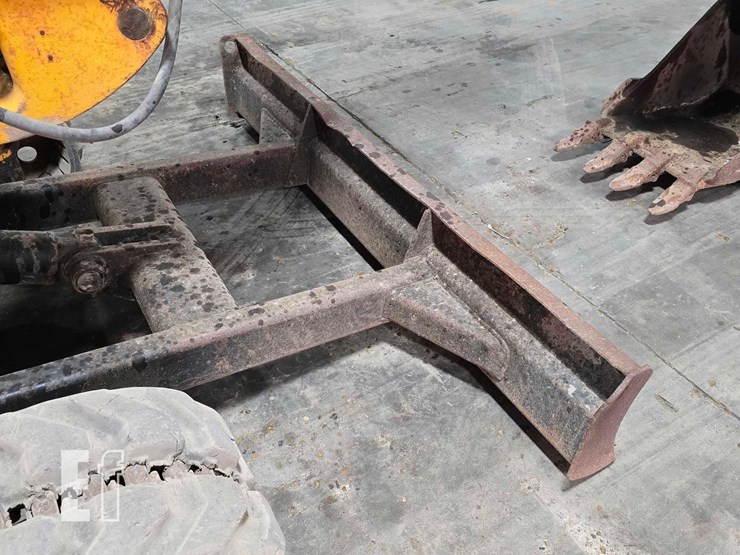 jcb-8032-image-15