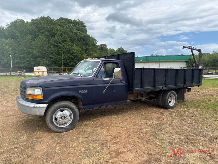 ford-f350-xl-image-7