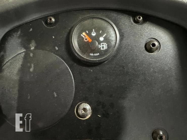 2012-caterpillar-cs64-image-18