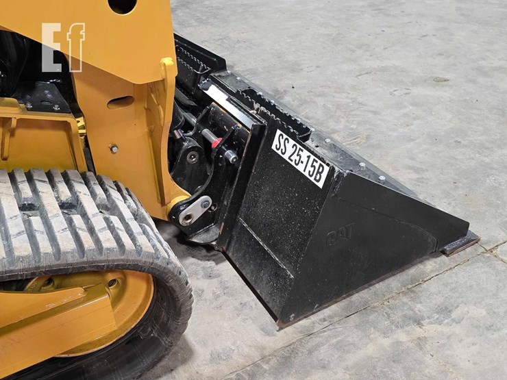 2025-caterpillar-255-image-11