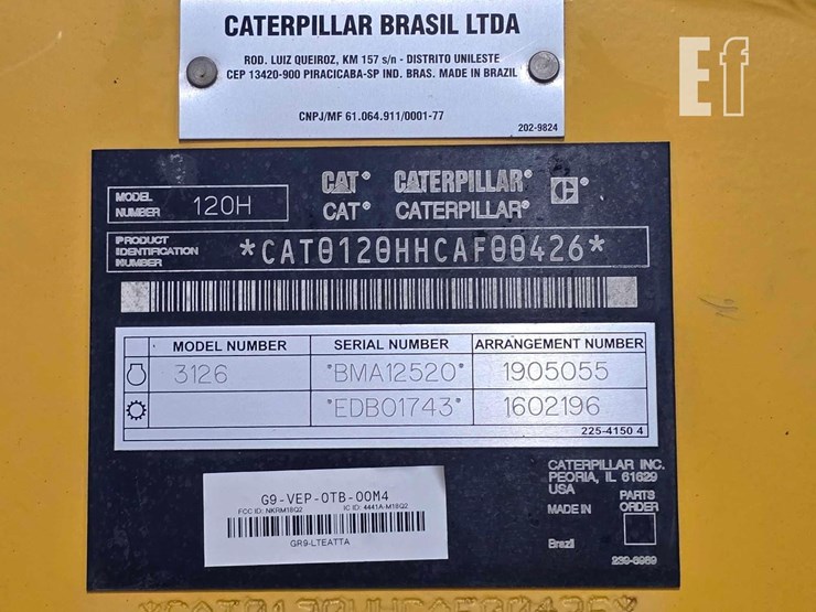 2004-caterpillar-120h-image-30