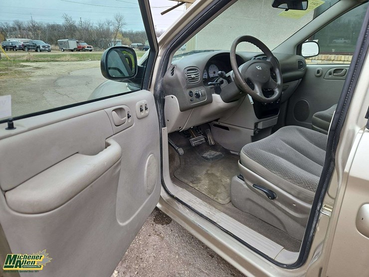 2005-dodge-grand-caravan-se-image-30
