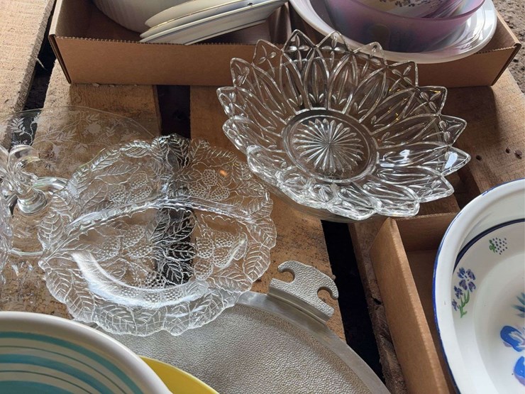 assorted-kitchenware-and-decorative-glassware-collection-image-2