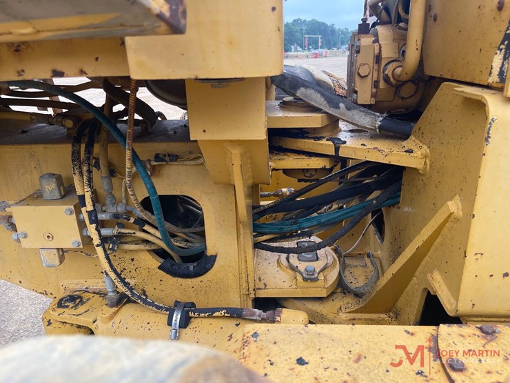 1994-deere-670b-image-14